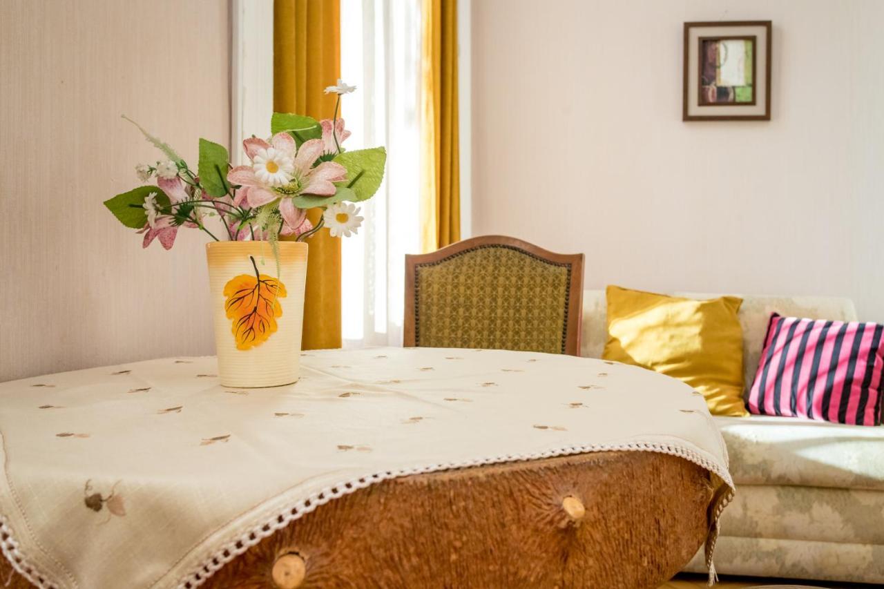 Hb Apartments Mari Brose Τυφλίδα Εξωτερικό φωτογραφία